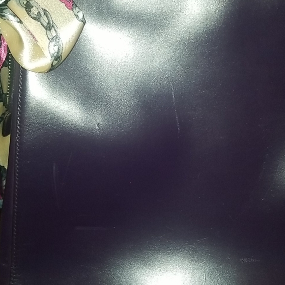 Prada Bag - Picture 5 of 12